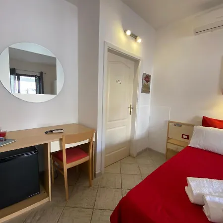 Petite Maison Frühstückspension *