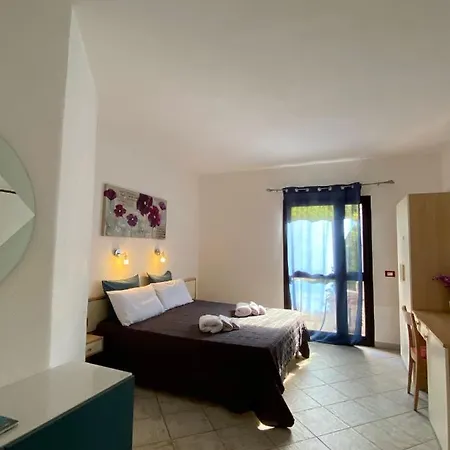 Petite Maison Frühstückspension Posada (Sardinia)