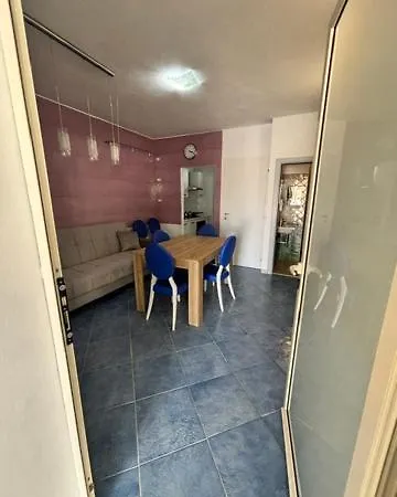 Petite Maison - Petits Oda ve Kahvaltı 4*