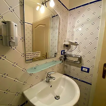 Petite Maison - Petits Alojamento de Acomodação e Pequeno-almoço Posada (Sardinia)