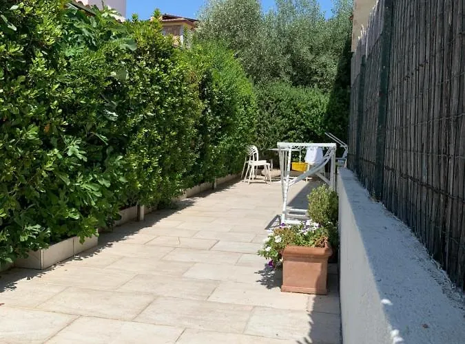 Petite Maison 3* Posada (Sardinia)